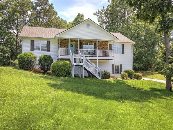 22 Bay Ct SW, Cartersville, GA 30120