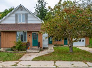 217 Randolph St, Mishicot, WI 54228