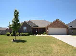 483 Penzo Ave, Springdale, AR 72762