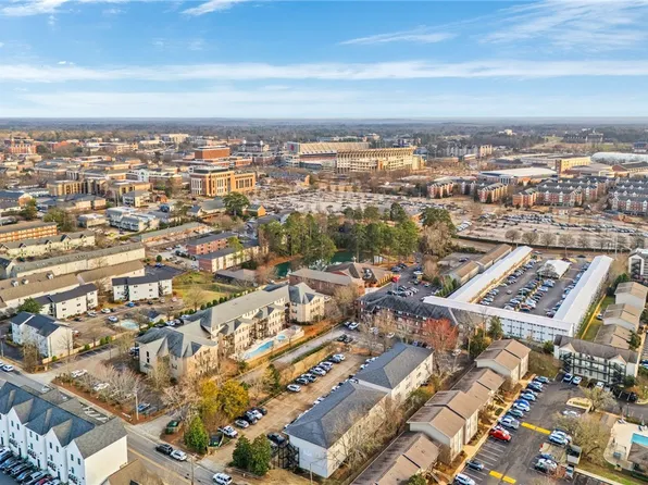 607 W Glenn Ave #315, Auburn, AL 36832