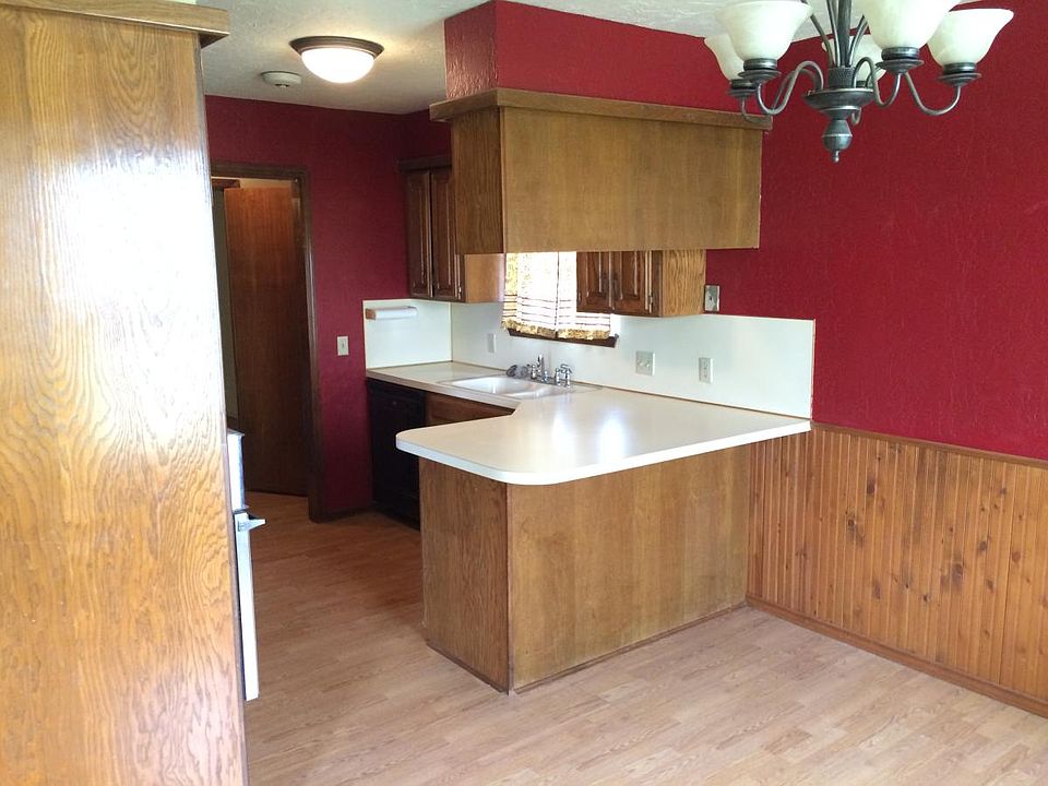 2nd image of 1378 Drexal Pl