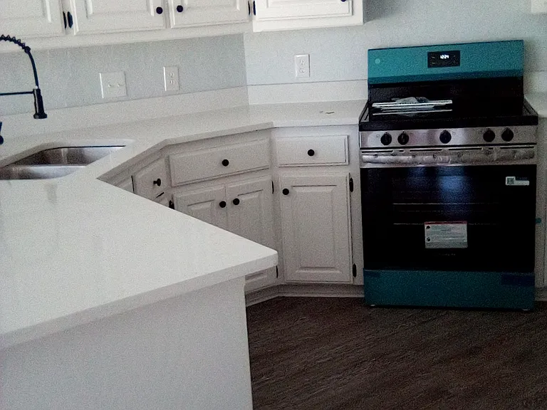 8229 N McKee Blvd — Photo 6