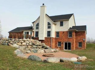 66900 Dorothy Trl, Washington, MI 48095