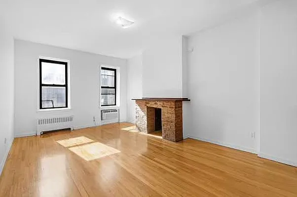 Rented by CitySites Real Estate Group | media 11