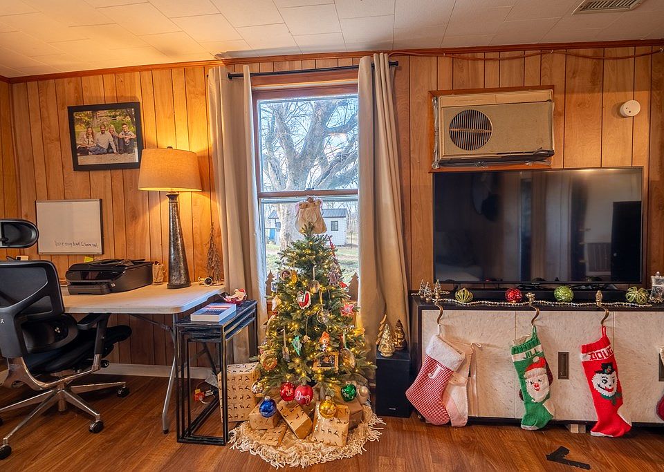 61st image of this home