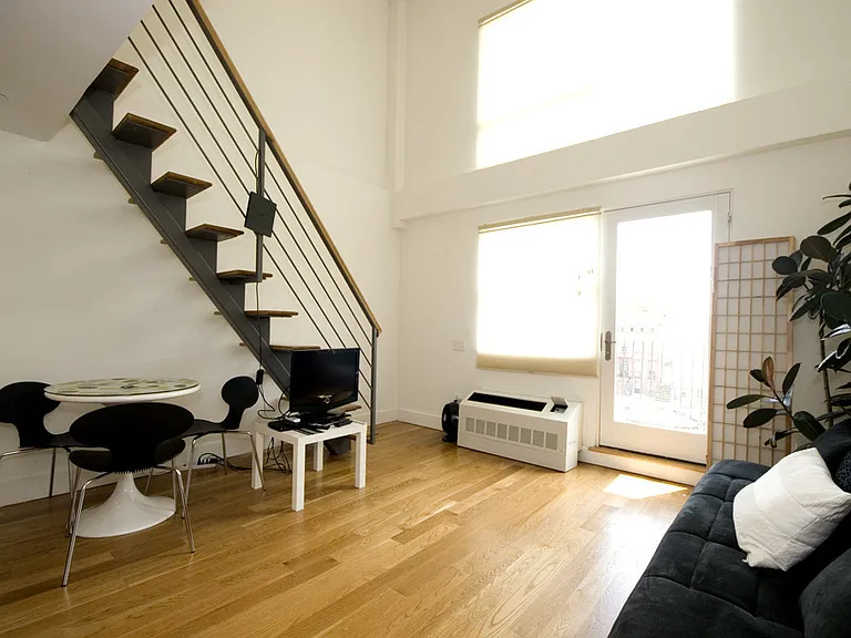 616 Willoughby Ave #PENTHOUSE — Photo 1