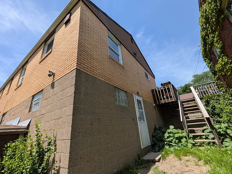 960 Agnew Rd — Photo 15