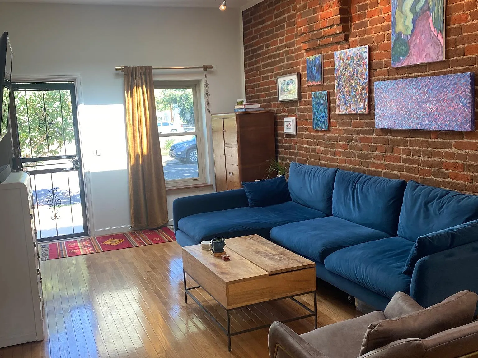 2 bed, 617 sqft, $2,000 — Photo 3