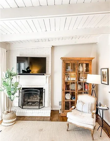 2841 Cravenridge Dr NE — Photo 10