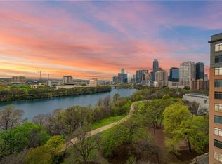 54 Rainey St APT 1008, Austin, TX 78701