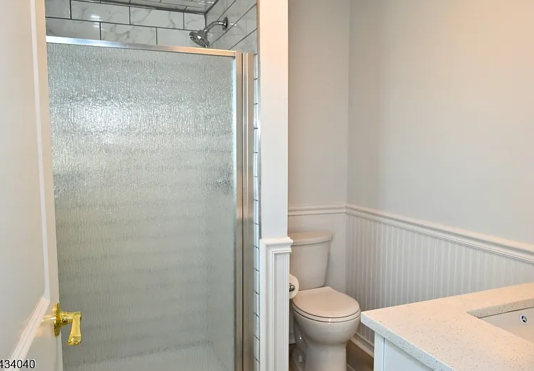 10 Garden Dr #2 — Photo 17