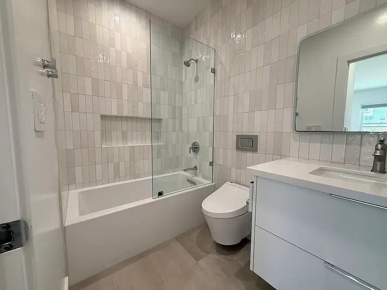 710 16th Ave — Photo 21