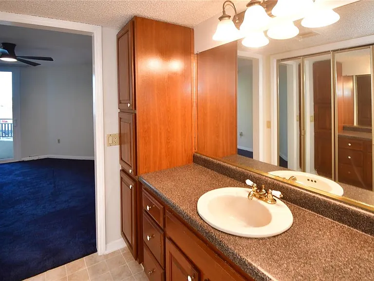 690 Island Way #208 — Photo 17