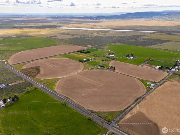 2282 18.3 Road NE, Soap Lake, WA 98851