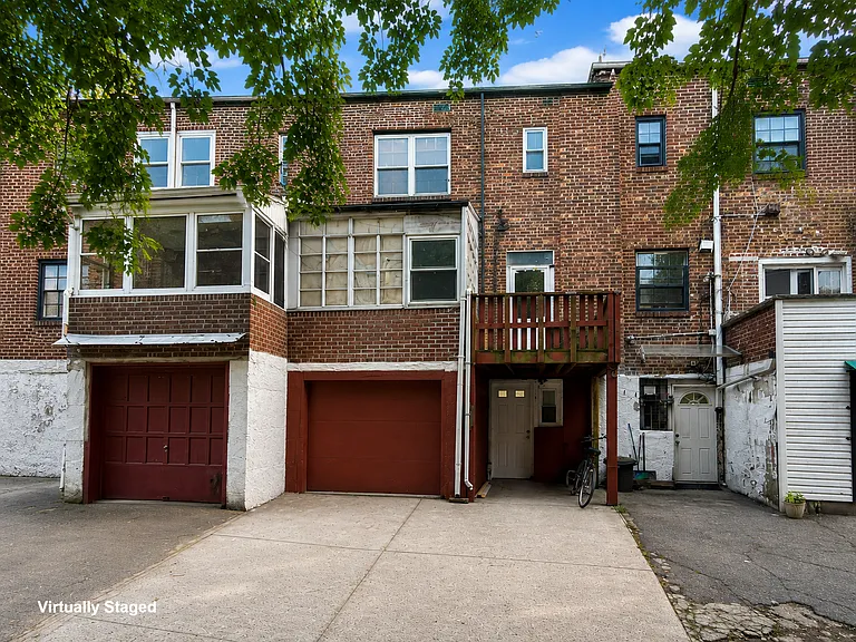 3317 143rd St — Photo 2