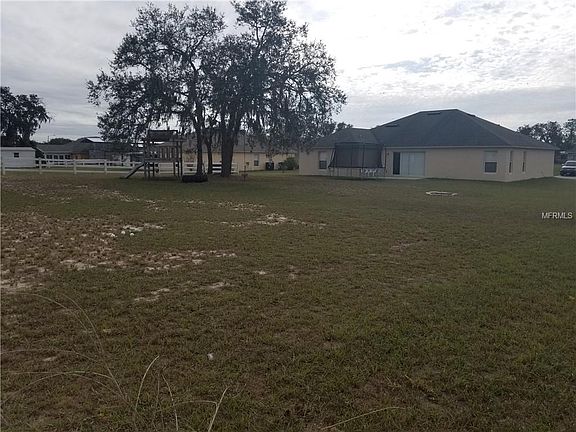 3rd image of 665 Hatchwood Dr