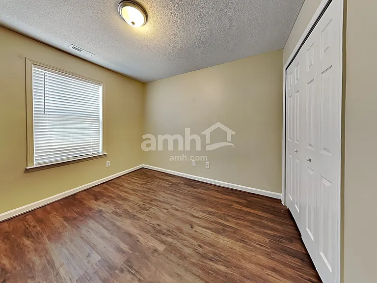 209 Kindlewood Dr — Photo 21