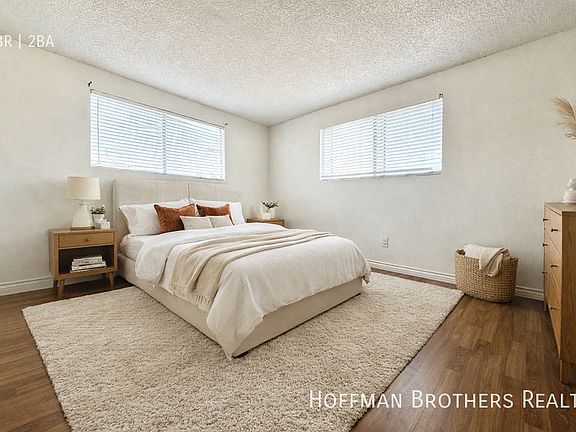 2nd image of 316 E Hyde Park Blvd APT 2