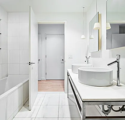 Sold by Compass | media 7