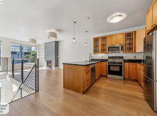 2300 Broadway APT 4, Oakland, CA