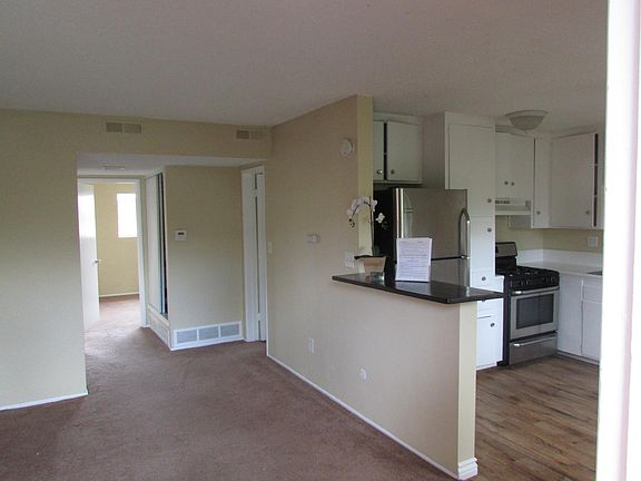 4th image of 8451 Buckland St