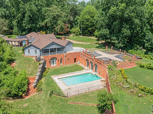 5516 River Rd, Fredericksburg, VA 22407