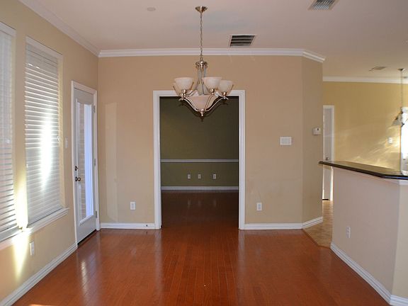 3rd image of 7132 Dry Creek Dr