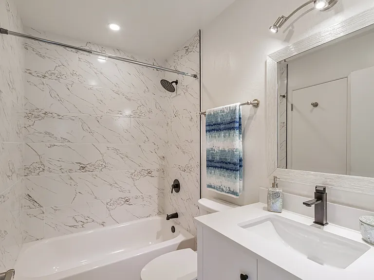 295 Rio Verde Pl #4 — Photo 22