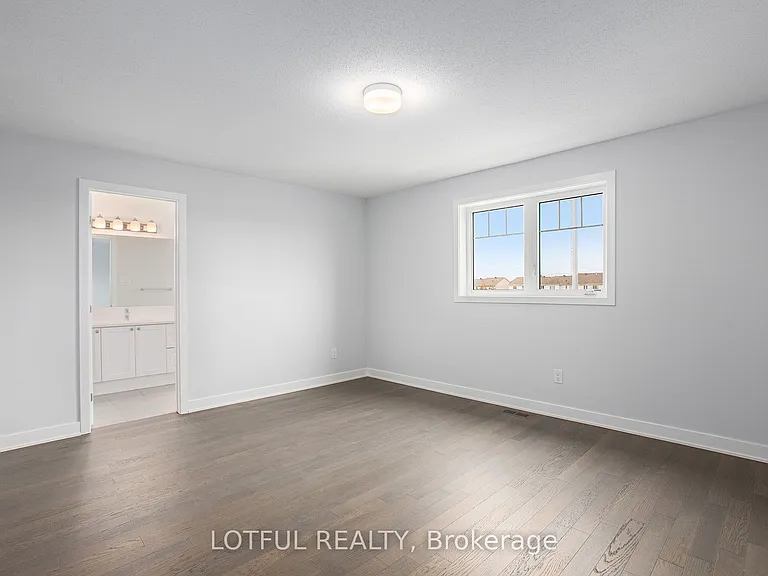 2104 Winsome Ter — Photo 20