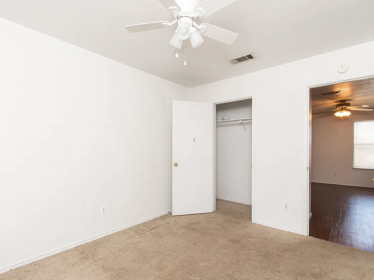 1114 Horizon Dr #C — Photo 11