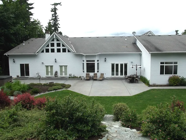 20926 Cascade Ridge Dr — Photo 12