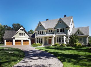 90 Applegrove Ln, Carlisle, MA 01741