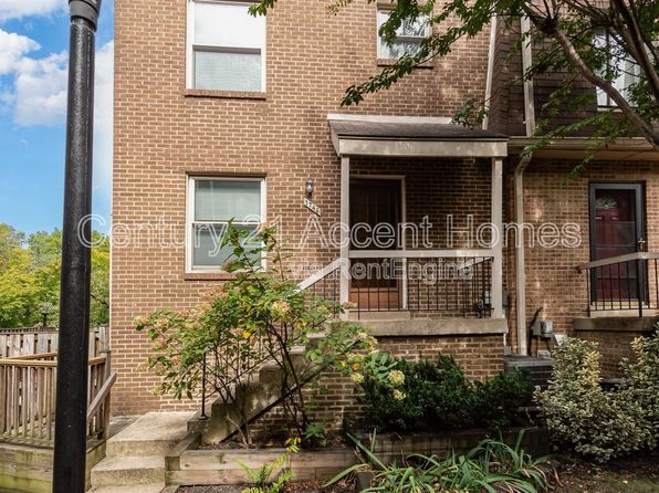 1746 Dogwood Dr