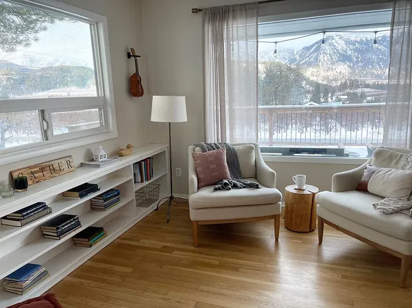 9761 Nibbelink Rd, Peshastin, WA 98847