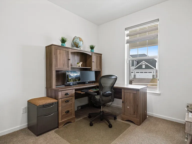 657 Aster Rd — Photo 15