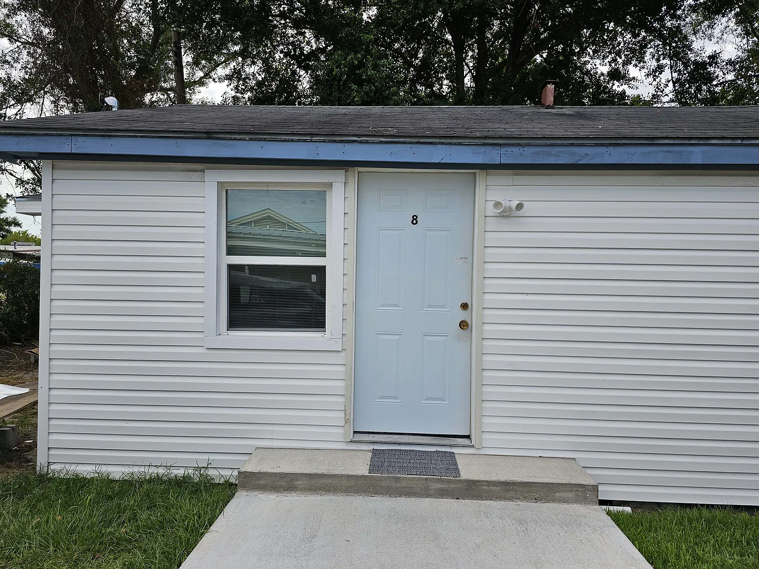 2 bed, 640 sqft, $898 — Photo 4