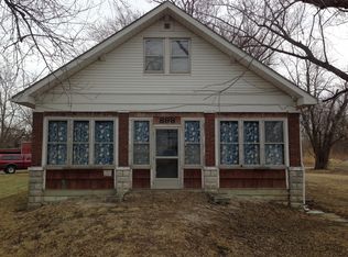 898 1st Ave, East Moline, IL 61244
