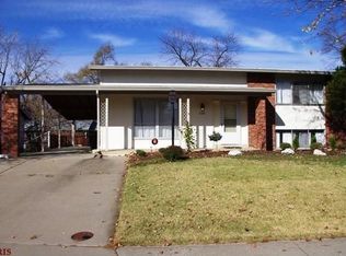 2725 Patterson Rd, Florissant, MO 63031