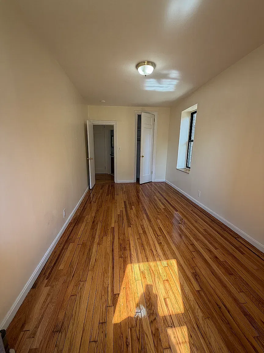 1 bed, 700 sqft, $1,999 — Photo 4