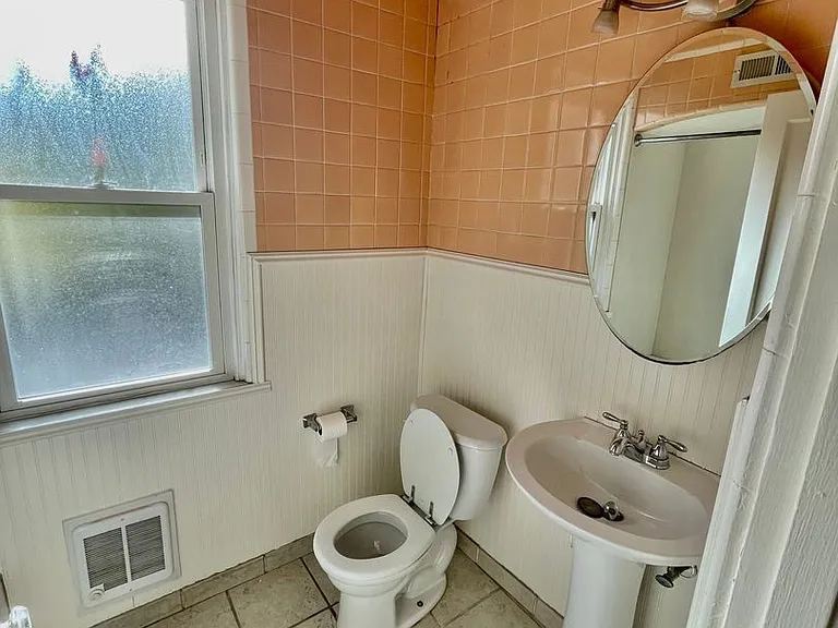 7132 Michigan Street — Photo 5