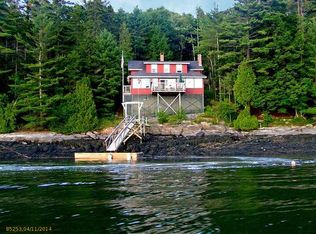 487 Cross Point Rd, Edgecomb, ME 04556