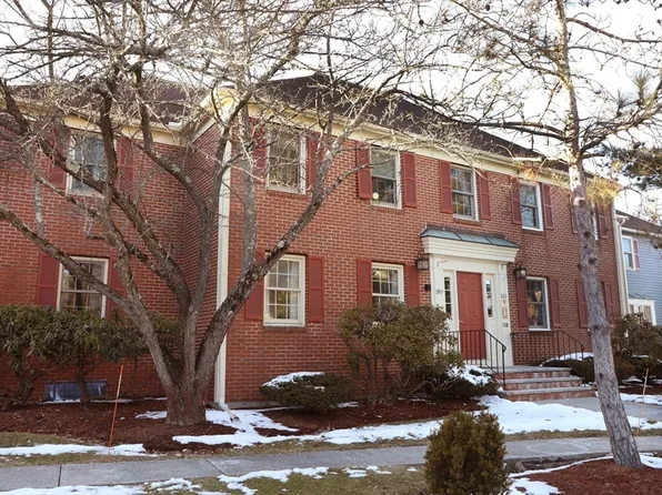 47 Collins St #108, Danvers, MA 01923