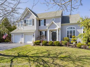 125 Thicket Ct, Toms River, NJ 08755