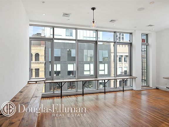 3rd image of 45 Bond St APT 6
