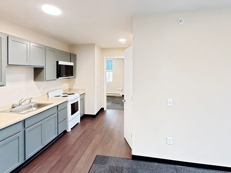 3554 E Washington Ave #200 — Photo 14