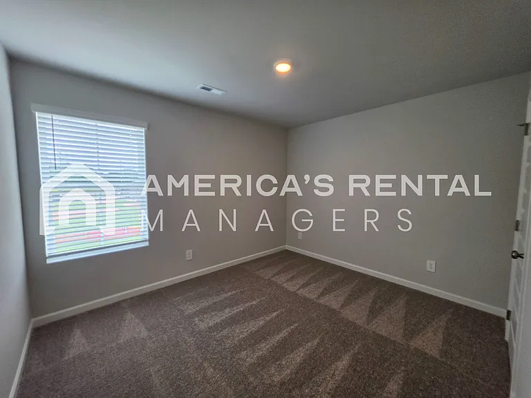 4115 Hudson Rd — Photo 38