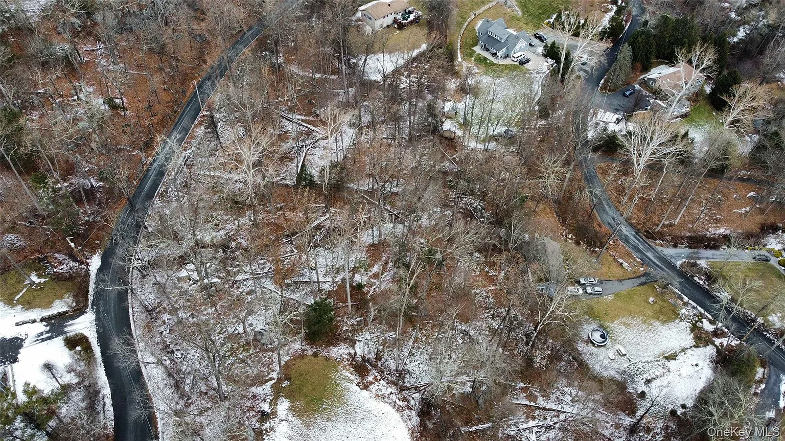 32 Winston Lane photo 1