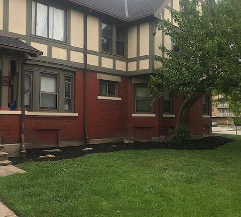 3rd image of 1270 W 112th St