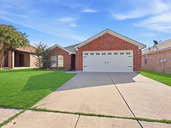 2325 Wakecrest Dr, Fort Worth, TX 76108