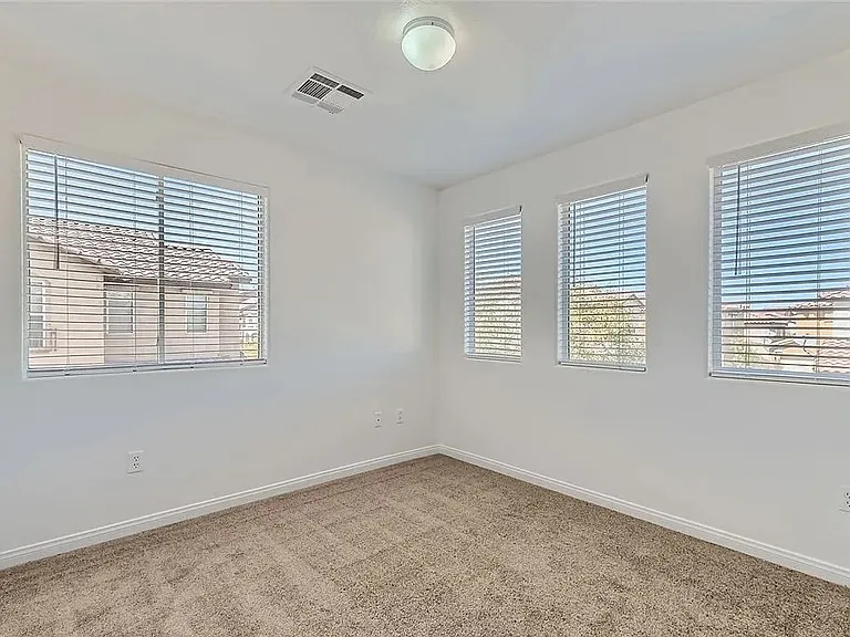 5849 Old English Ct — Photo 19